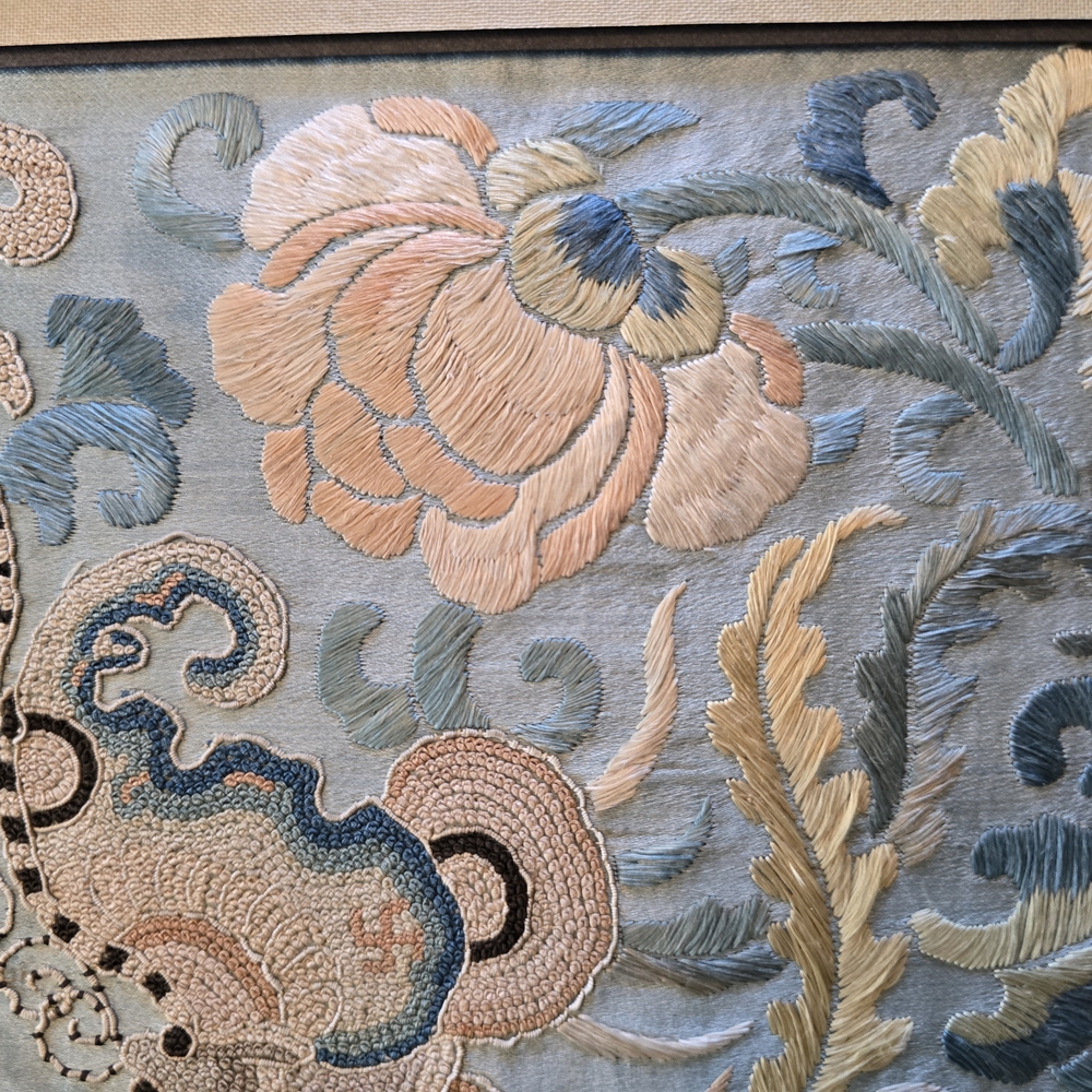 Early 20th Century Embroidery Silk Panel With Forbidden Stitch - Picture 10 of 15